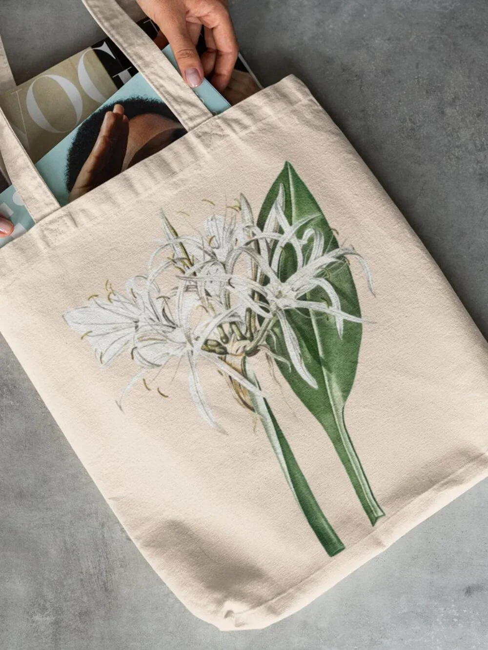 Green-Tinged Spiderlily Vintage Floral Print Graphic Canvas Tote Bag